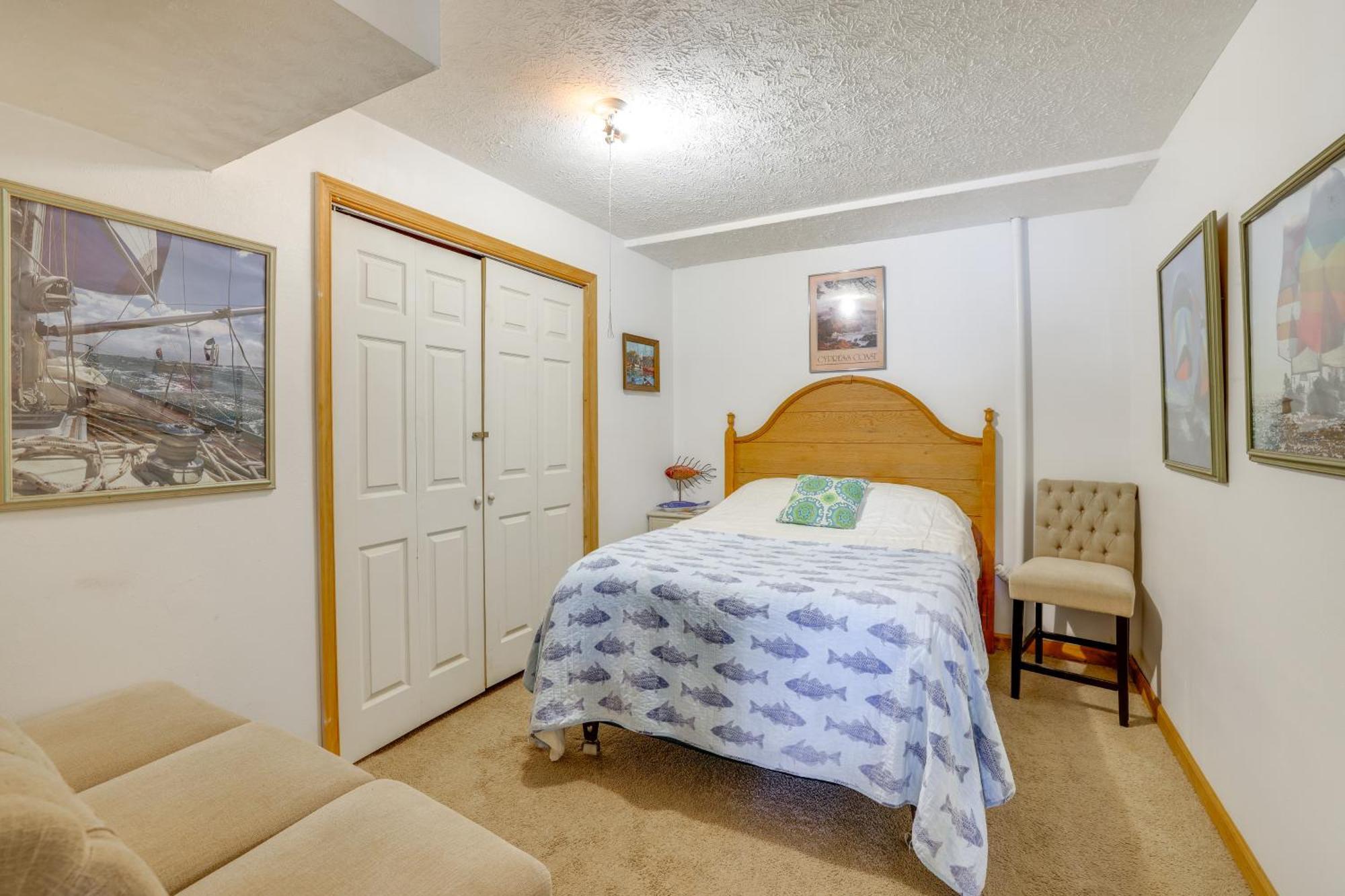 Smith Mountain Lake Retreat With Private Beach! Huddleston Eksteriør bilde
